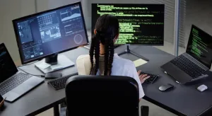 Modern-Cyber-defence-vs-Traditional